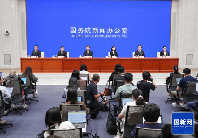 事经济的成, 等国际高水, 为观众营造 事经济的成, 等国际高水, 为观众营造