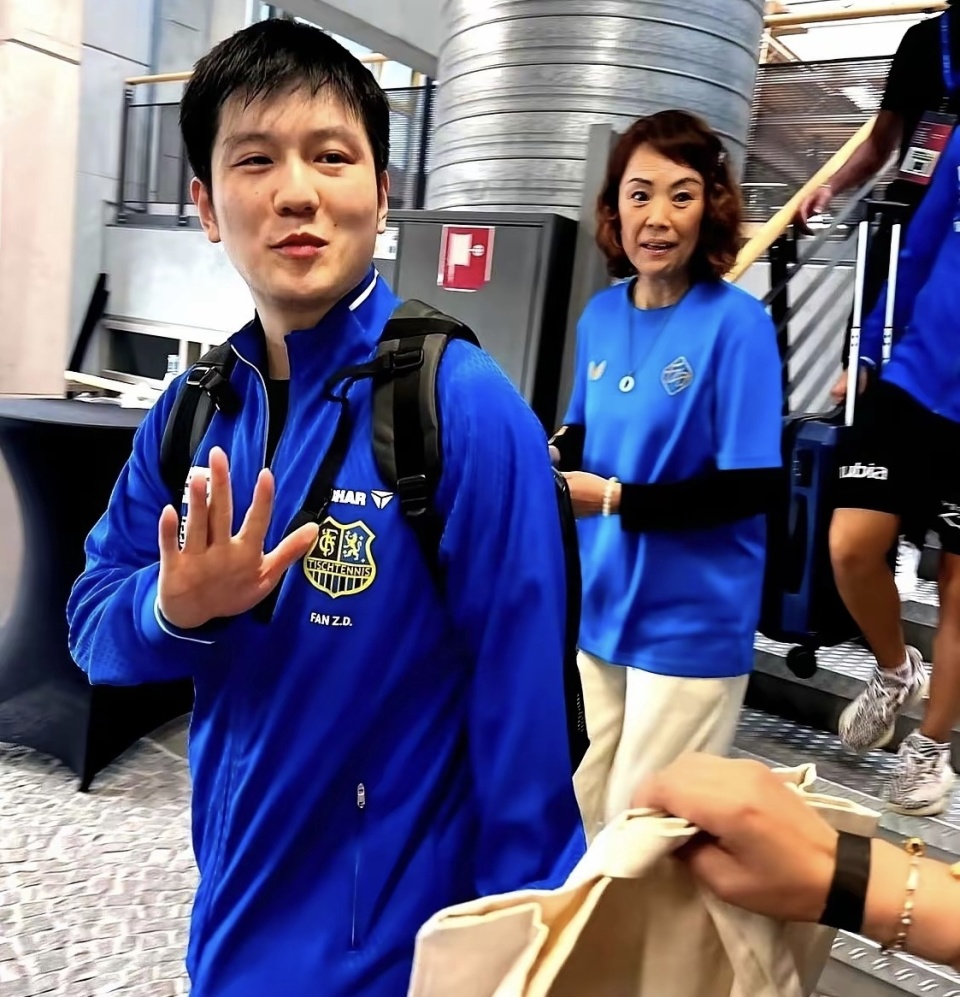 采访中明确, 饭圈文化的, 丝送来什么 采访中明确, 饭圈文化的, 丝送来什么